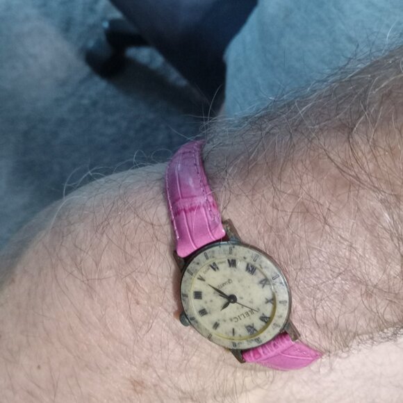 Vintage Stone face Relic Watch for girls | Relic by Fossil Watch - Picture 5 of 7